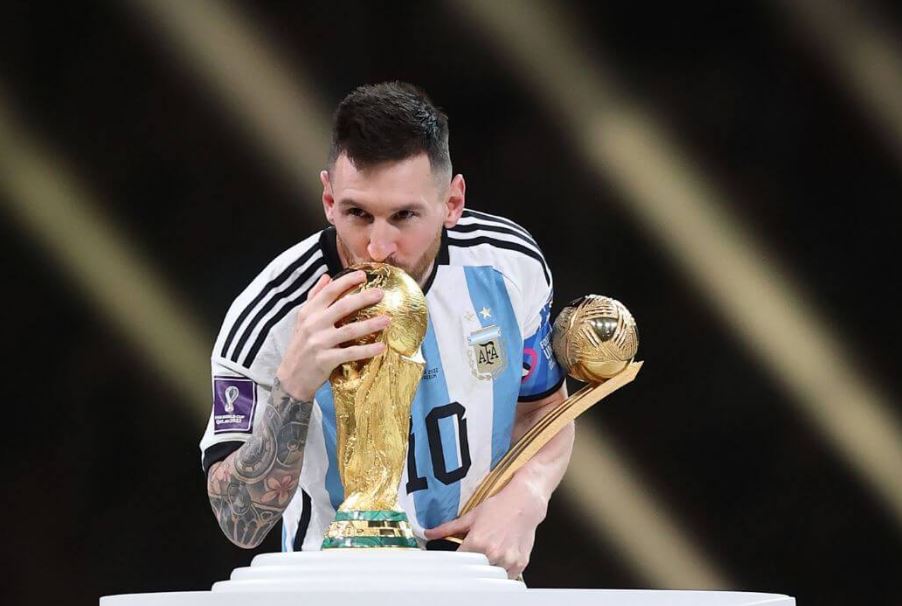 Lionel Messi – Top 10 cầu thủ bóng đá vĩ đại nhất