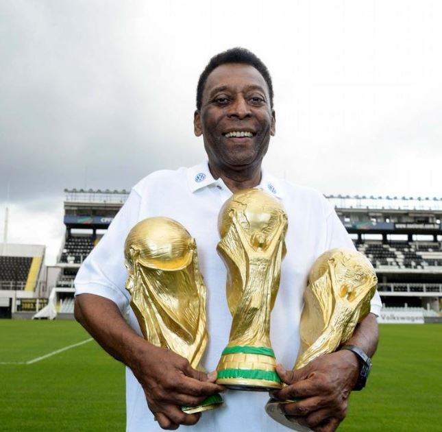 Pele – Top 10 cầu thủ bóng đá vĩ đại nhất
